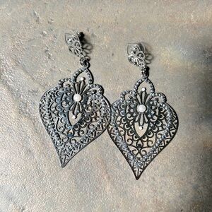 LK Leetal kalamanson silver color large statement earrings lightweight